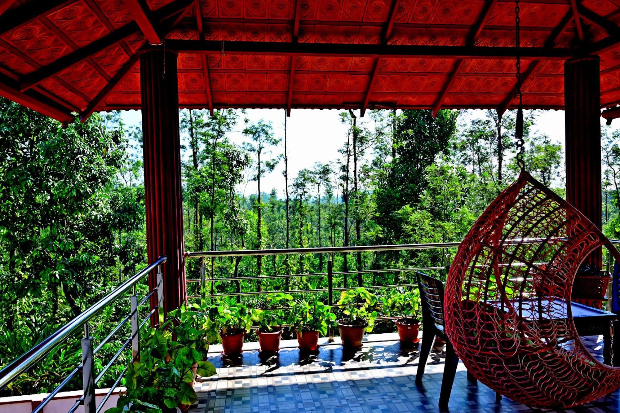 סאקלשפור Hulihara Homestay - Full Villa, Coffee Estate & Balcony View מראה חיצוני תמונה