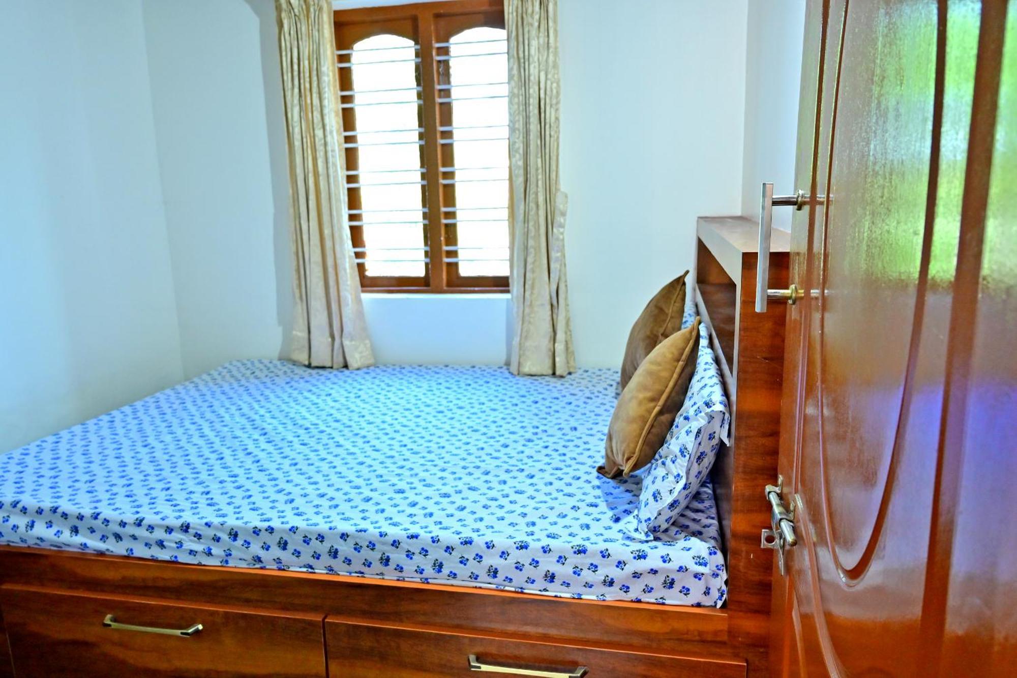 סאקלשפור Hulihara Homestay - Full Villa, Coffee Estate & Balcony View מראה חיצוני תמונה